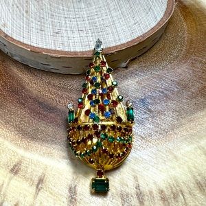 VTG| Joseph Warner Christmas 🎄 Tree Brooch ❤️✨